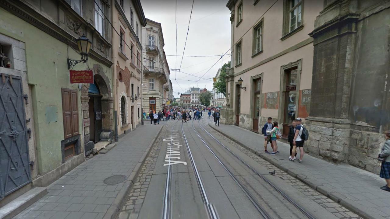 Уютная Квартира На Площади Рынок Lviv Eksteriør bilde